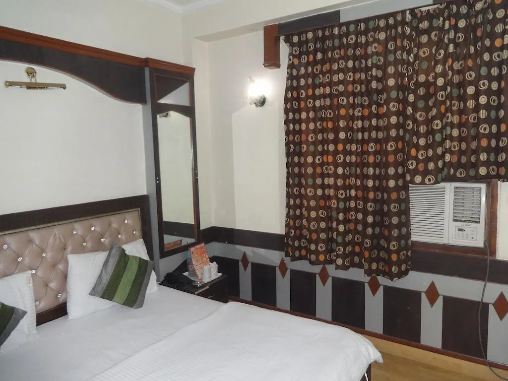 Alaska Hotel New Delhi